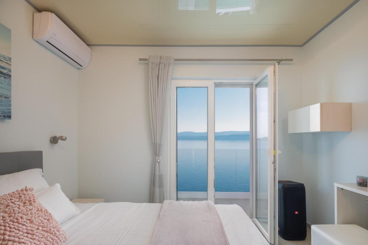 Beachfront Holiday Home - Private Heated Pool Mimice Eksteriør billede